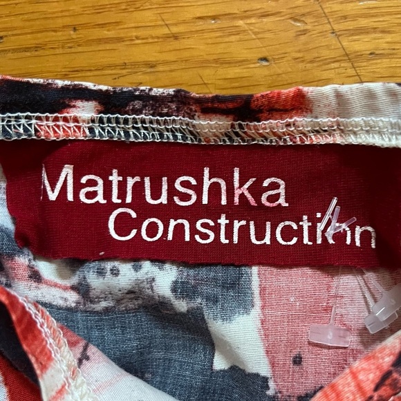 Matrushka Construction Colorful Artsy Sabrina Neckline Mini Dress A7 - Picture 3 of 4